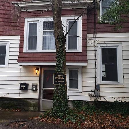 Large Bakery Apartment - Central Downtown Location Fredonia Экстерьер фото